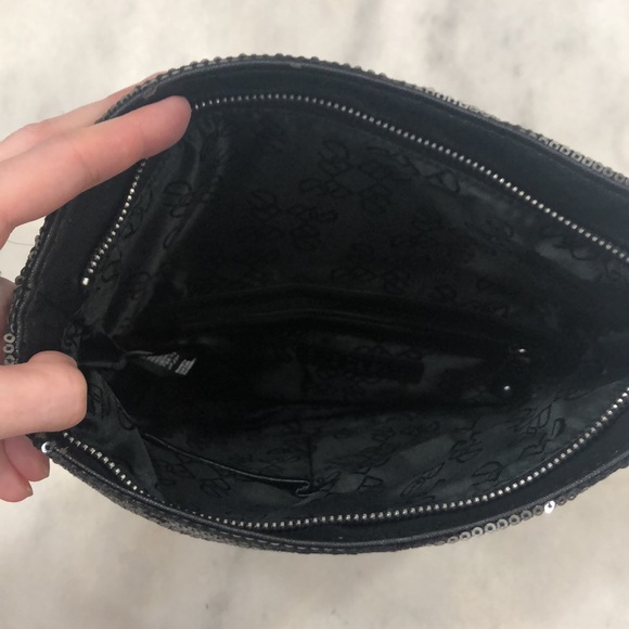 BCBGeneration Black Sequin Ombré Clutch - Picture 6 of 9